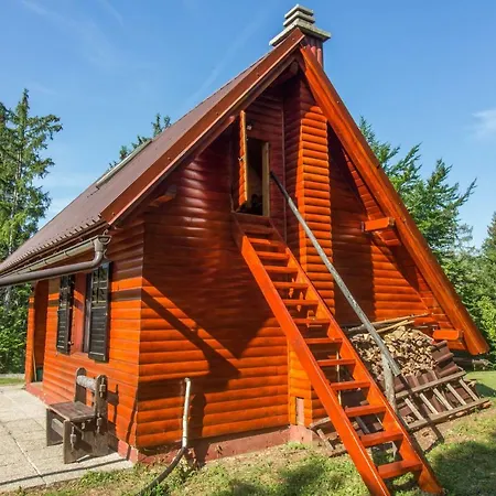 Robinzonski Smjestaj Gak - Medo Chalet *