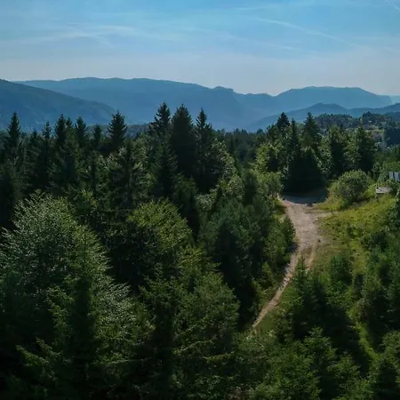 Alpstuga Robinzonski Smjestaj Gak - Medo